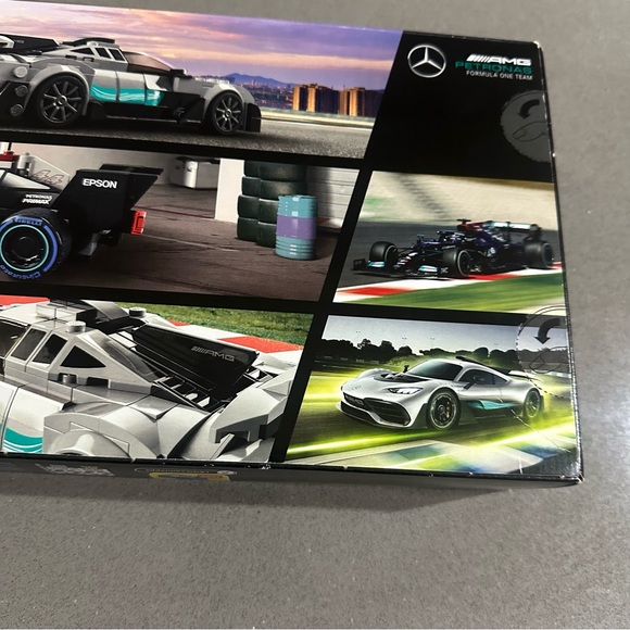 LEGO Speed Champions Mercedes F1 W12 & AMG Project One Set 76909, 564 PCS - Picture 9 of 9
